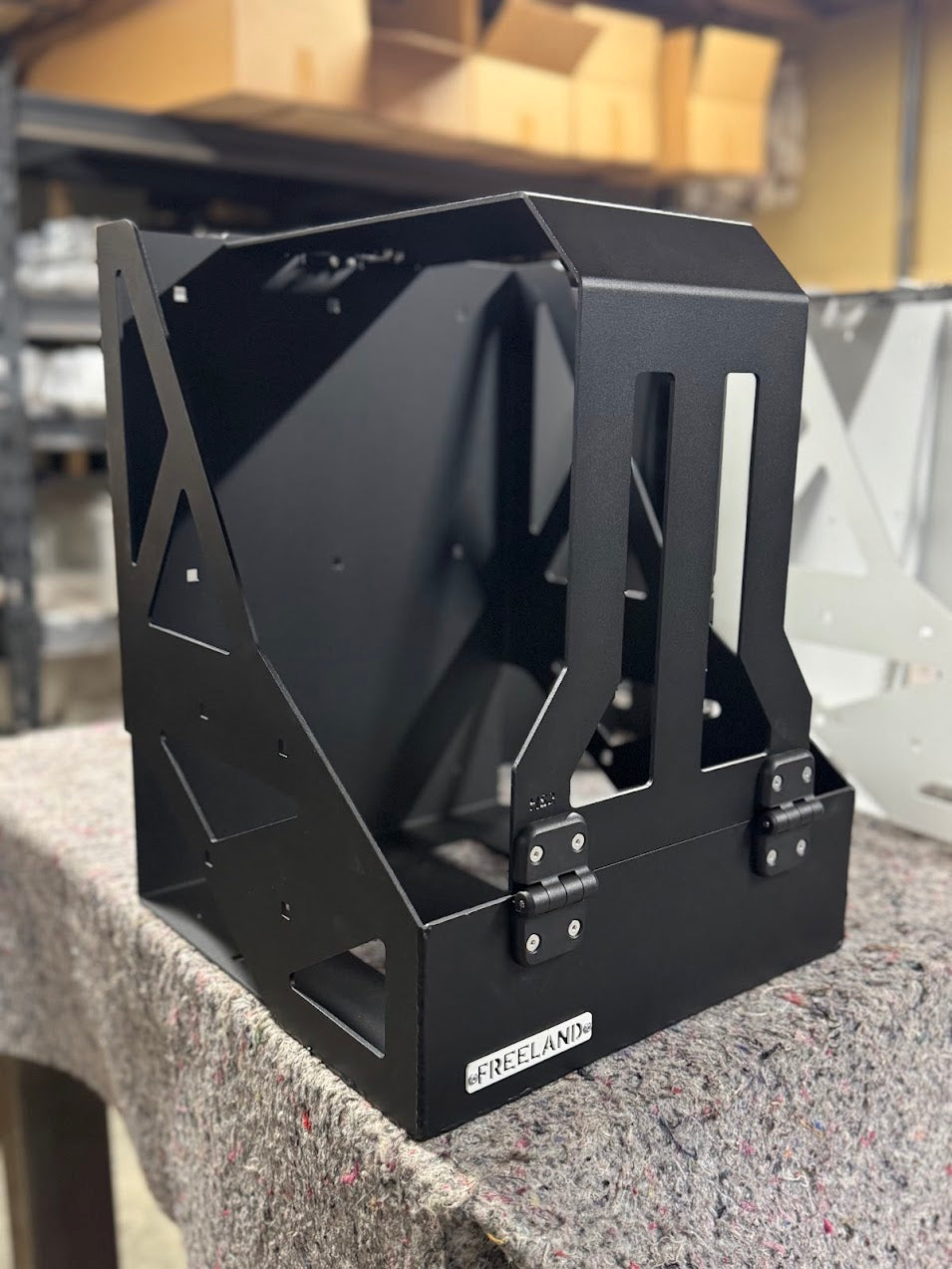 Double aluminum jerry can holder